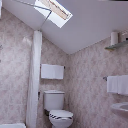 Sao Nicolau Szálloda Braga